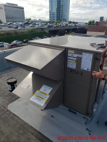 Banana Republic - Emeryville - 05